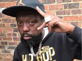 Zola 7 shares his banking details for help