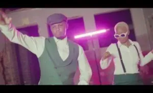 VIDEO: Romo – Holding On ft. Zanda Zakuza & Mkoma Saan